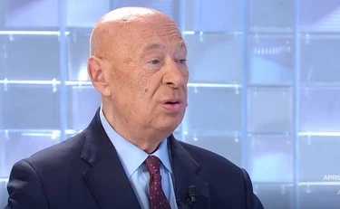 Paolo Mieli smonta Elly Schlein: "Prima zitta, poi l'intervista fiume al Foglio. Non si fa così"