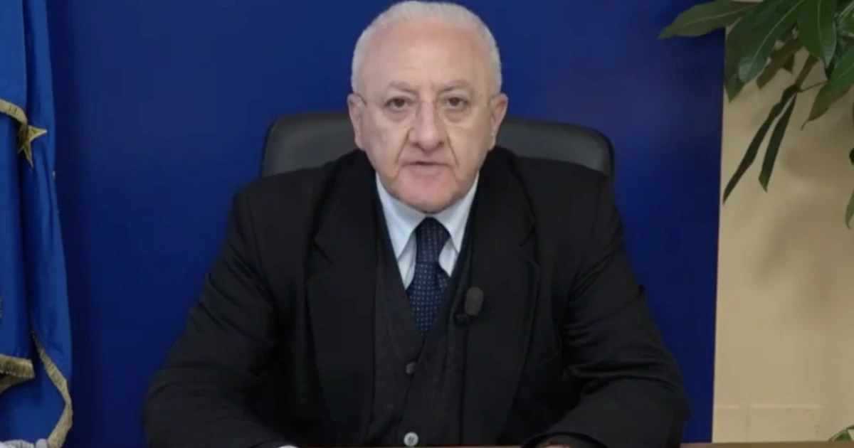 Vincenzo De Luca, linea durissima in Campania: "In Cina metodo educativo, hanno fucilato chi usciva dalla quarantena"