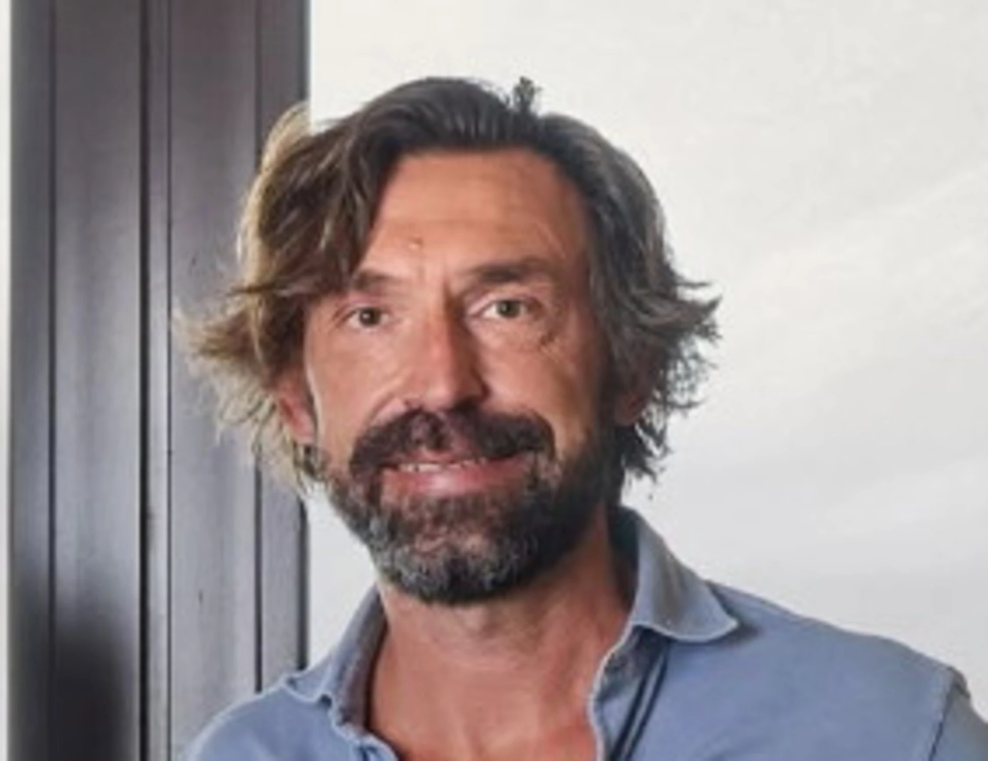 Ecco da dove riparte Pirlo: lo umiliano, &quot;meglio il divano&quot; <span style="color: rgb(153, 0, 0);">Foto</span>