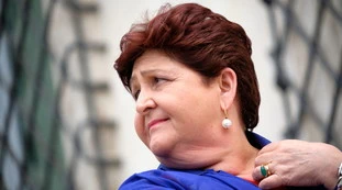Teresa Bellanova, la rivolta al vertice del governo: "Ma come si fa?". Un bombardamento su Conte