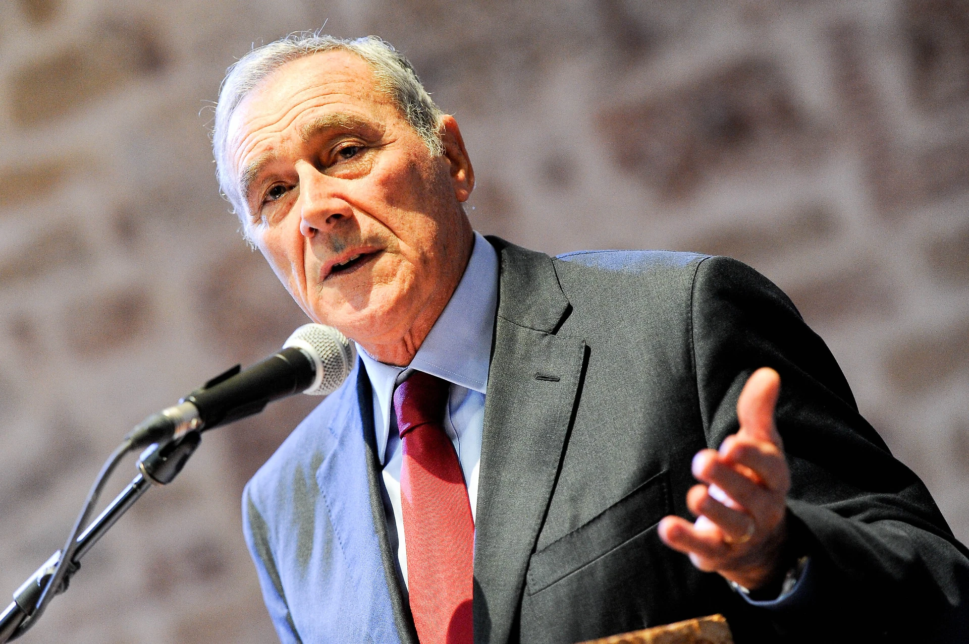 Macerata, Pietro Grasso: "Matteo Salvini tra i responsabili della spirale d'odio"