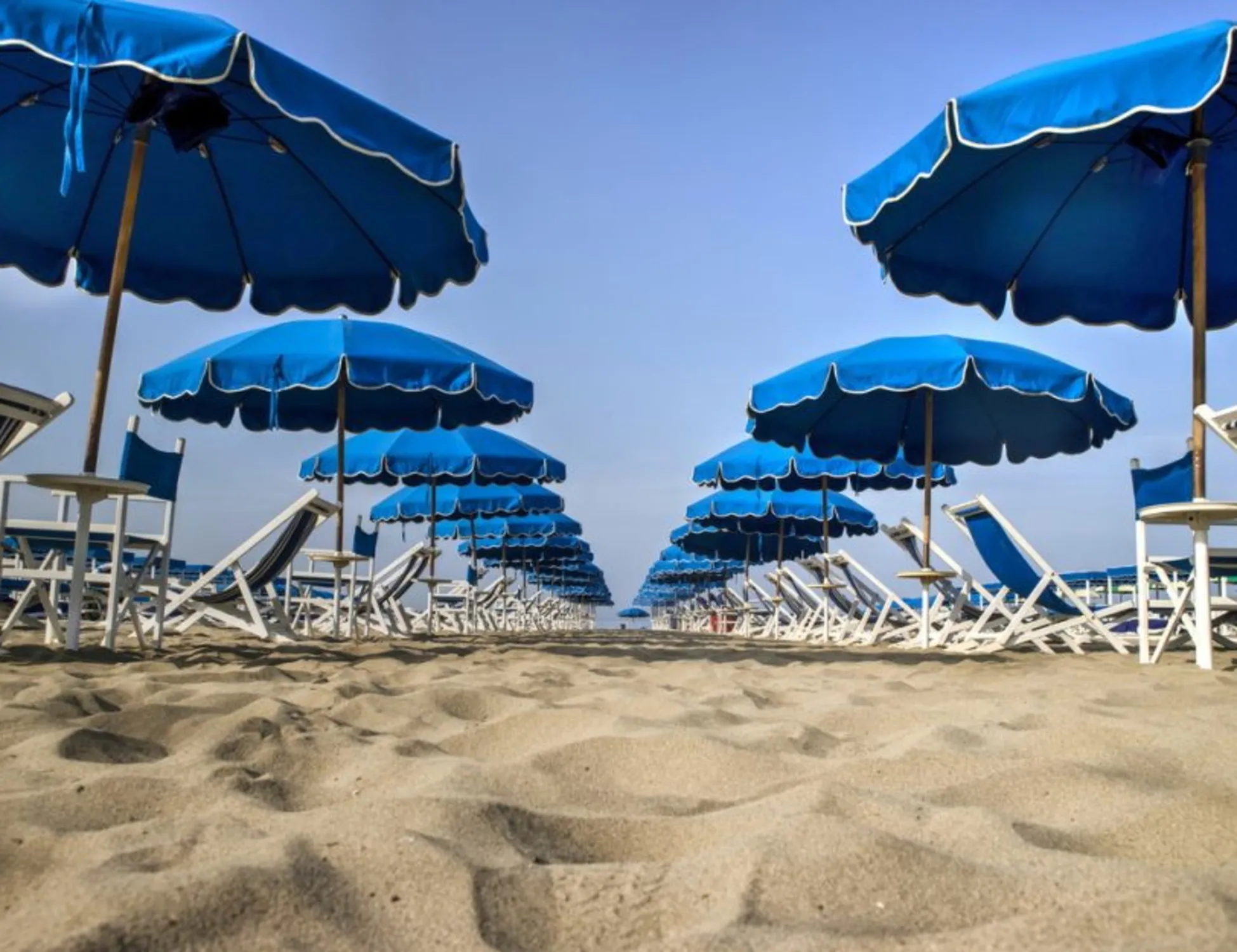 Leggi l'articolo: Spiagge e stabilimenti balneari