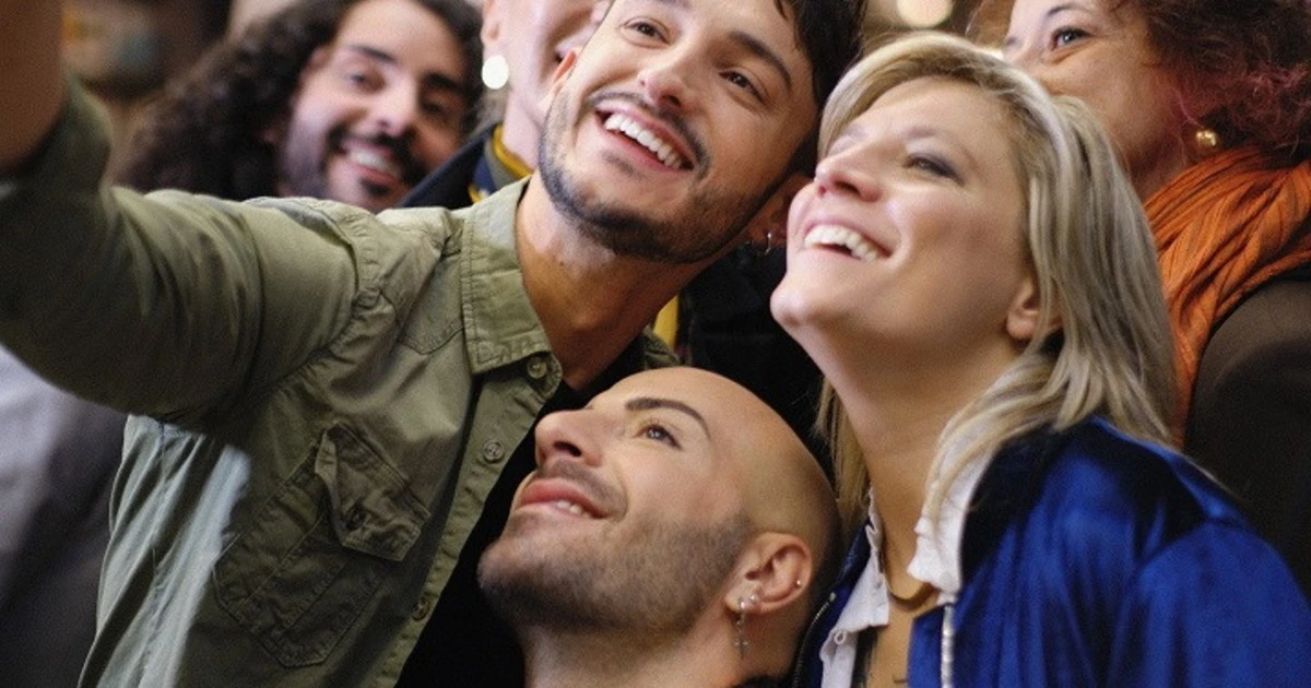 “Ci vediamo lunedì”, il feat. tra Andrea Crimi e Laura Bono direttamente da “L’amore dietro ogni cosa” di Simone Di Matteo