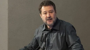 Salvini, la promessa: "Ponte sullo Stretto transitabile nel 2032"