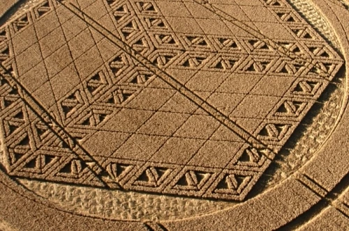 500x332