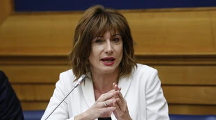 Vladimir Luxuria, addio Sanremo: "Costretta a non venire", si muove il vescovo