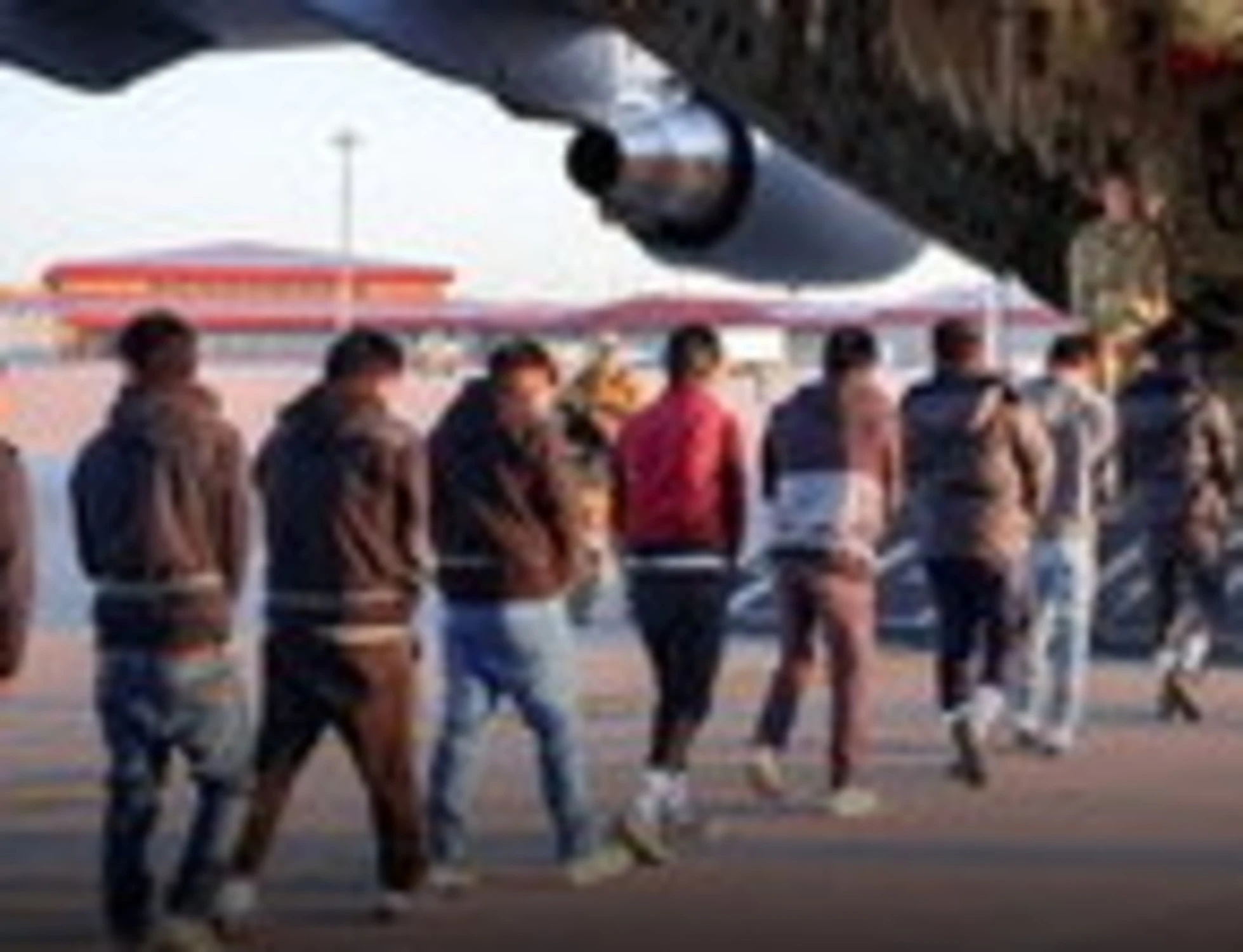 Cosa accade agli irregolari in Portogallo: sinistra muta?