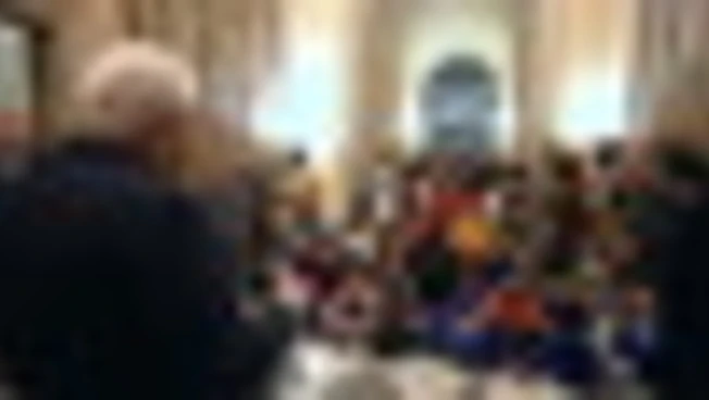 Al Quirinale "Doni di Natale", Mattarella ha incontrato 60 bimbi