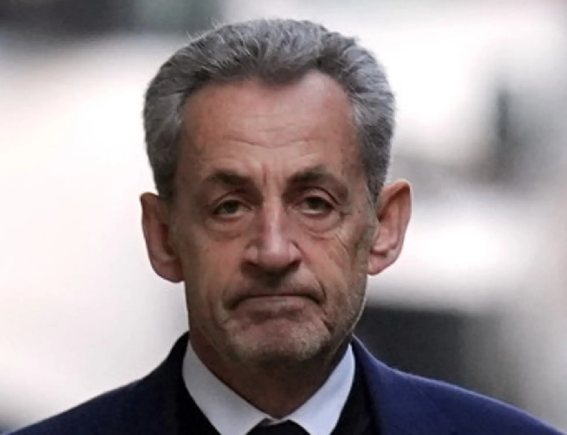 Leggi l'articolo: Sarkozy torna libero, cos'&egrave; successo in carcere