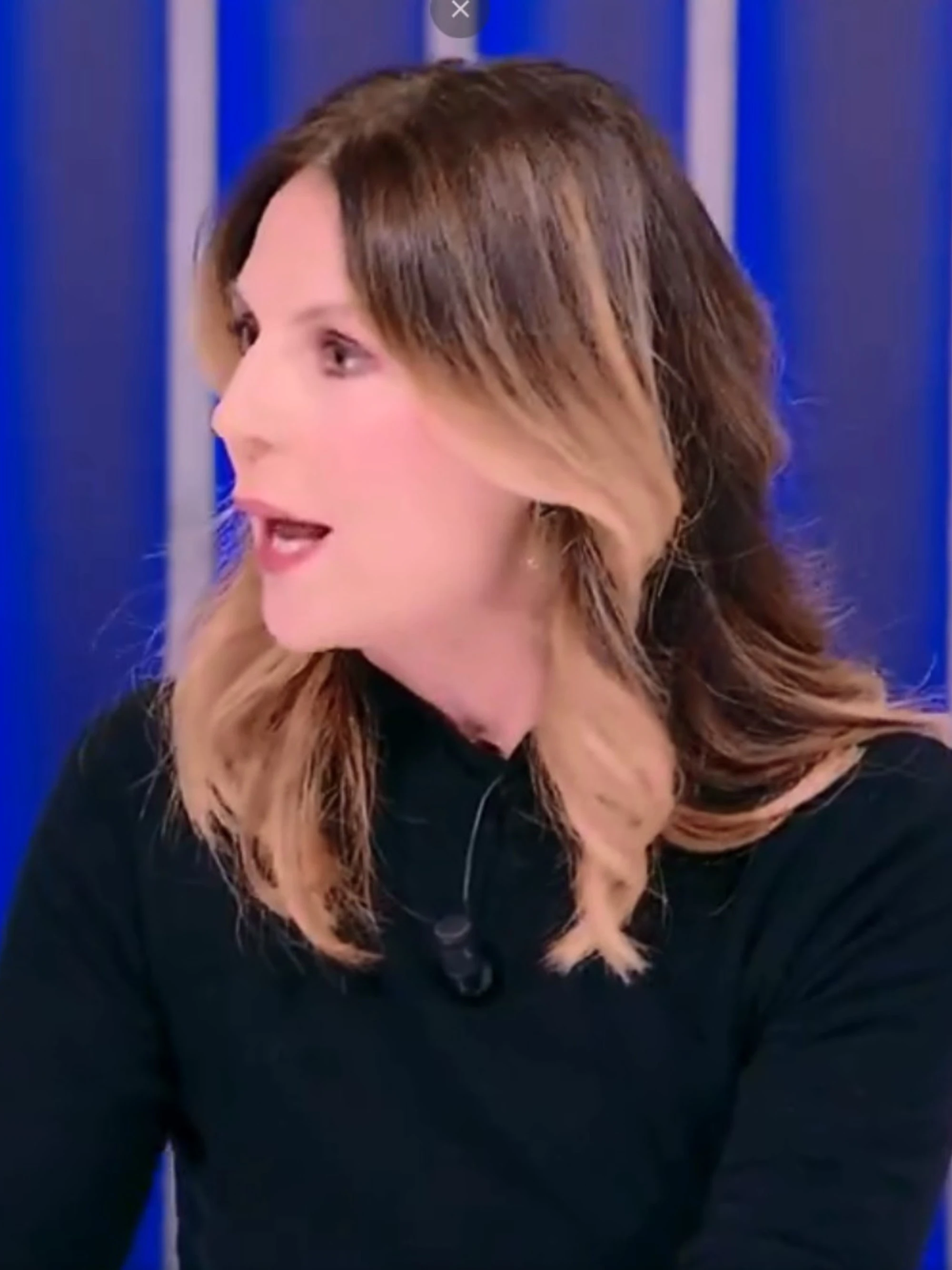 E' sempre Cartabianca, Marina La Rosa contro Meloni: "Da Trump a leccargli le scarpe"