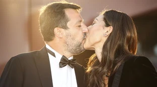 Antonio Maria Rinaldi contro Repubblica: "Quanto rosicano", l'articolo vergognoso sul bacio Salvini-Verdini