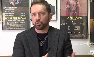 Otto e Mezzo, famiglia nel bosco? Fango di Andrea Scanzi sul centrodestra