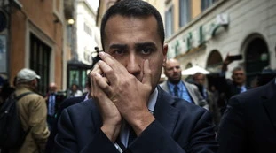 Luigi Di Maio minacciato: "Infame da giustiziare", "è necessario il piombo". Le chat agghiaccianti dei no vax su Telegram