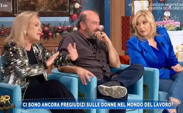 Bar centrale, scintille tra Bortone e Lambertucci: "Cresci", "Ma cosa dici?"