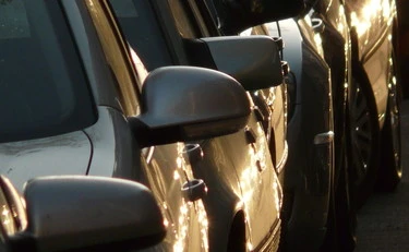 Parcheggi la tua auto così? Rischi un salasso: ecco perché