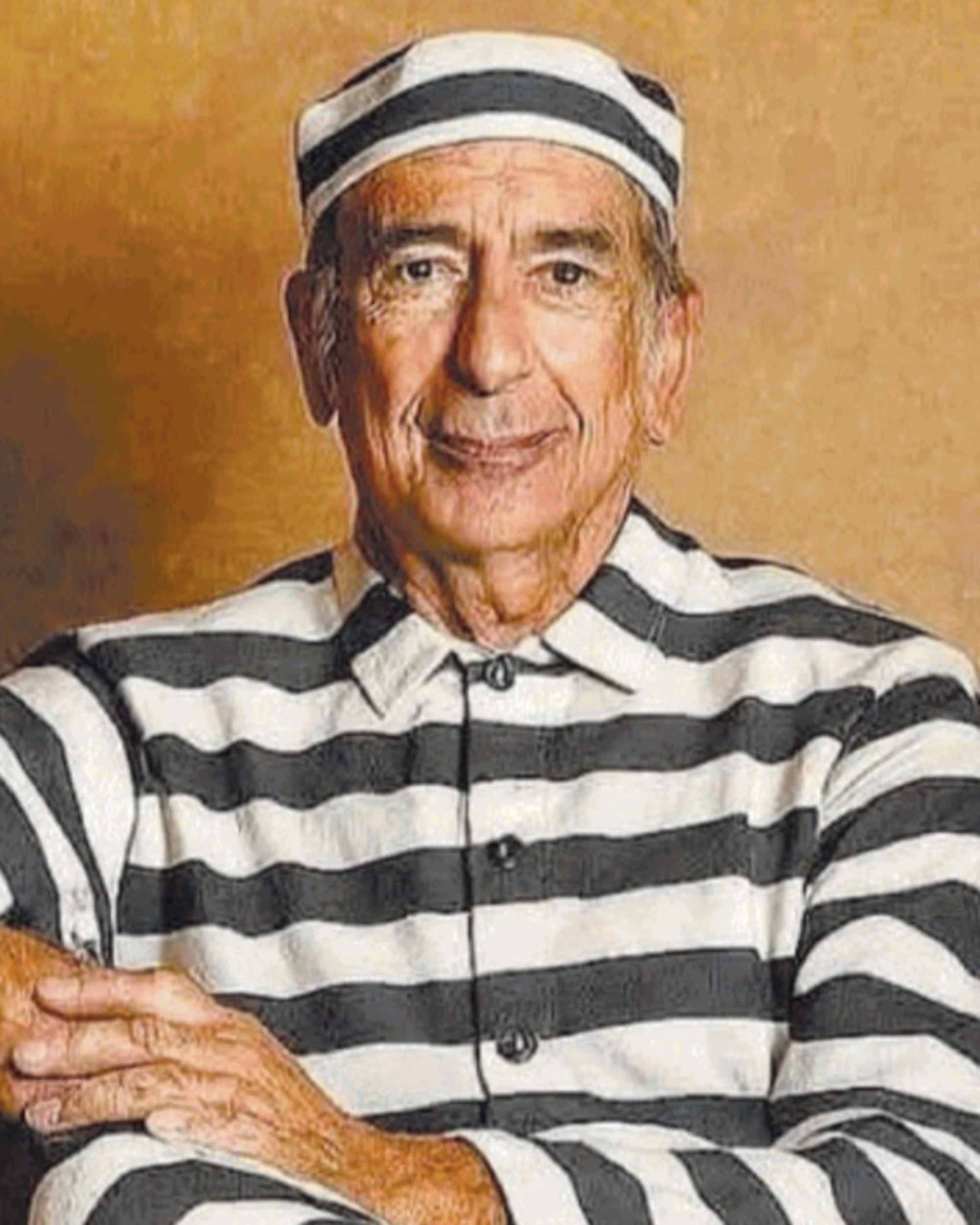 Il consigliere comunale di Fdi e il post con Sala vestito da carcerato