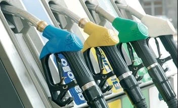 Benzina e diesel ancora su: gli aumenti per compagnia