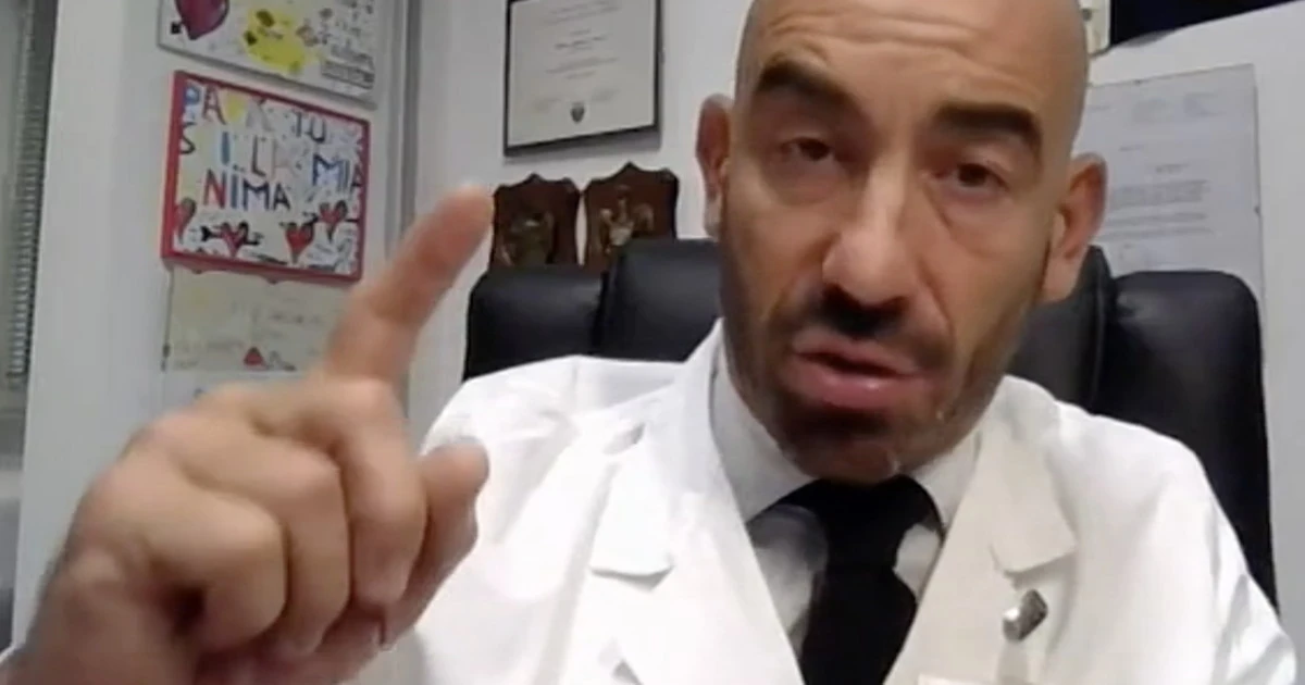 Il virologo Matteo Bassetti della Lega? Clamoroso errore a L'aria che tira. E Myrta Merlino...