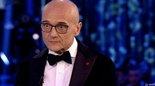 Grande Fratello Vip, “chi ha bloccato Alfonso Signorini?”: l’antipatia e lo scontro “spariti” all’ultimo