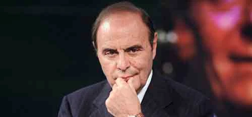 Rai, Bruno Vespa firma il nuovo contratto: 1,9 milioni l'anno