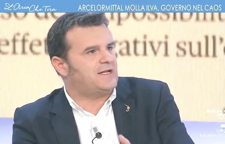 Ilva, Gianmarco Centinaio: "Caro Beppe Grillo, ci stai riuscendo a mettere il parco divertimenti"