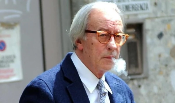 Vittorio Feltri, guerra in Siria: "Chi bombarda mente sempre"