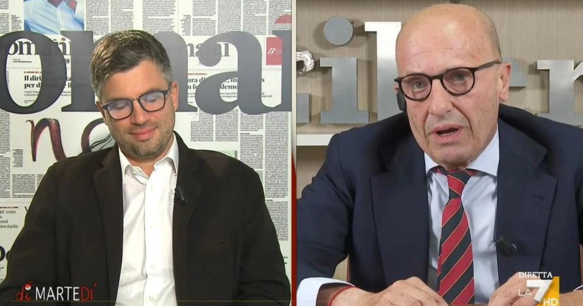 DiMartedì, Alessandro Sallusti contro Stefano Feltri: "Carlo De Benedetti in carcere, Berlusconi mai"