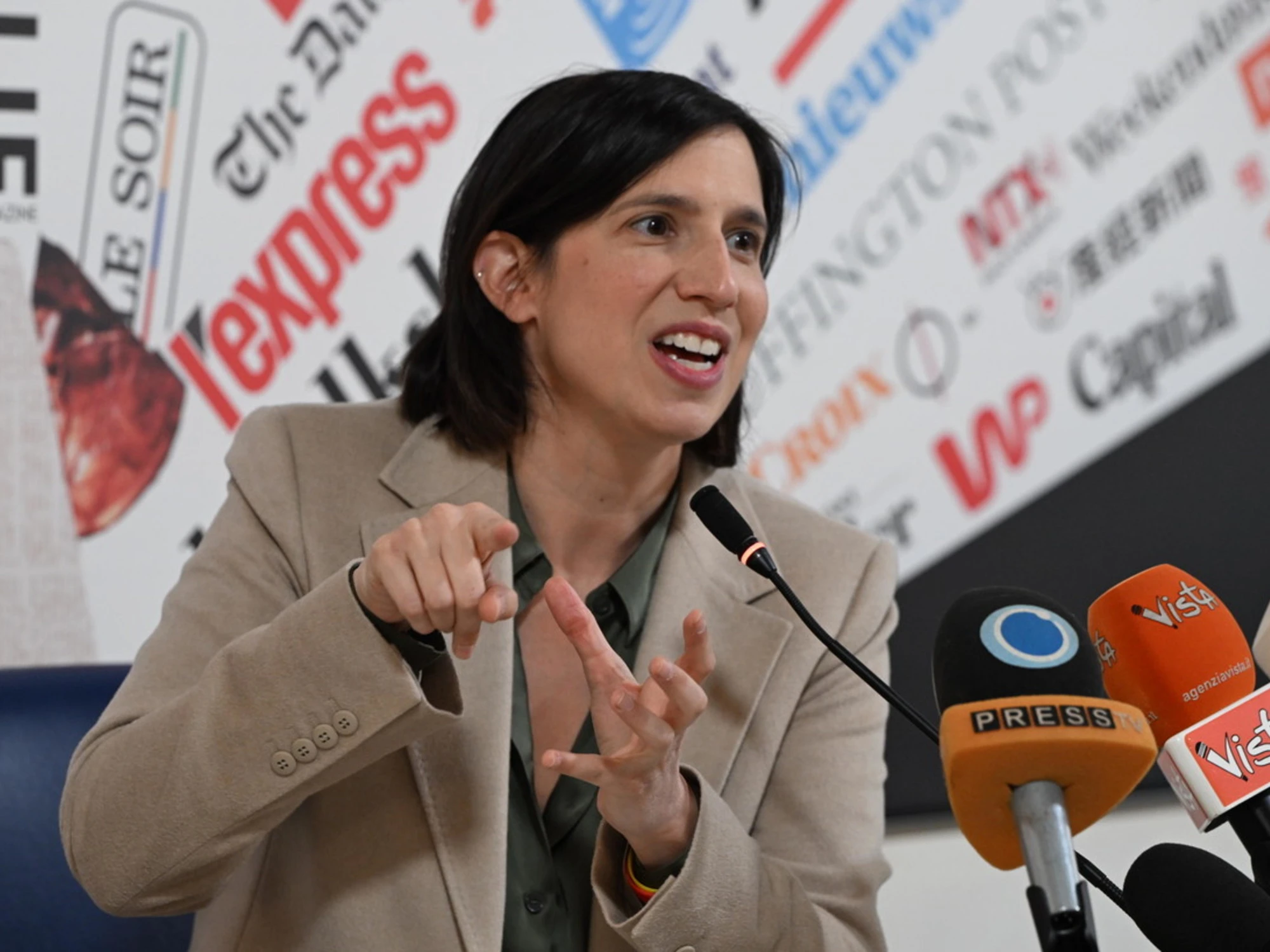 Sull’Ucraina già volano gli stracci: Pd e M5S mai dalla stessa parte