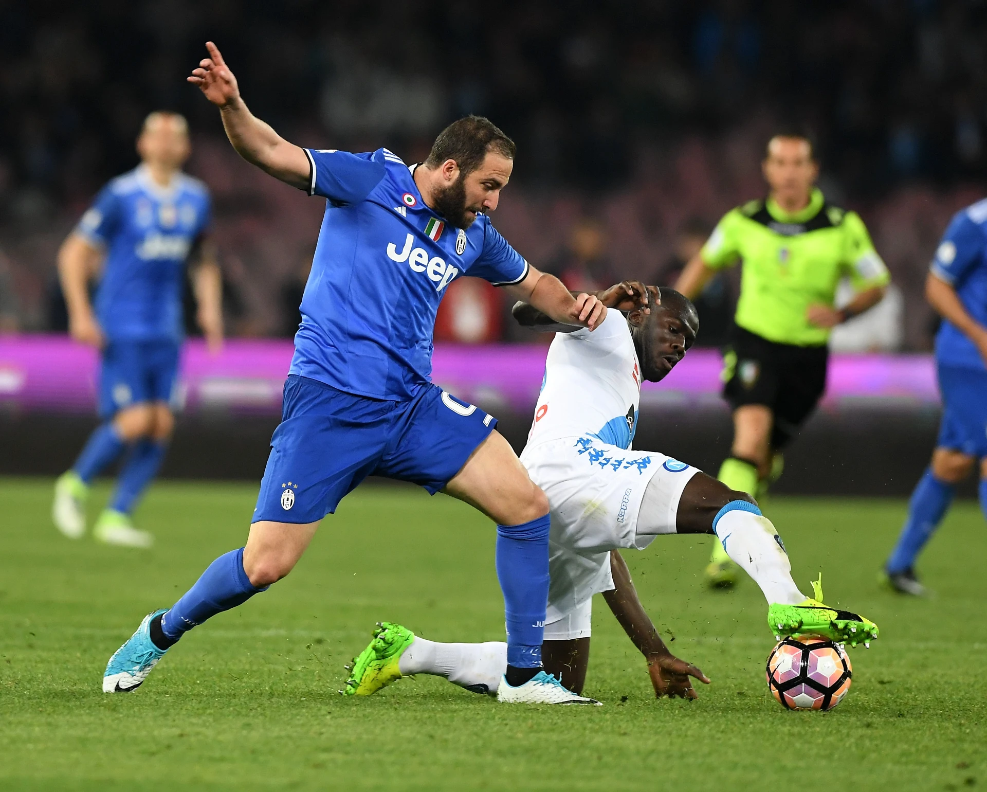 La Juve è più forte del Napoli, questione di numeri e testa. Solo il gioco può salvare Sarri