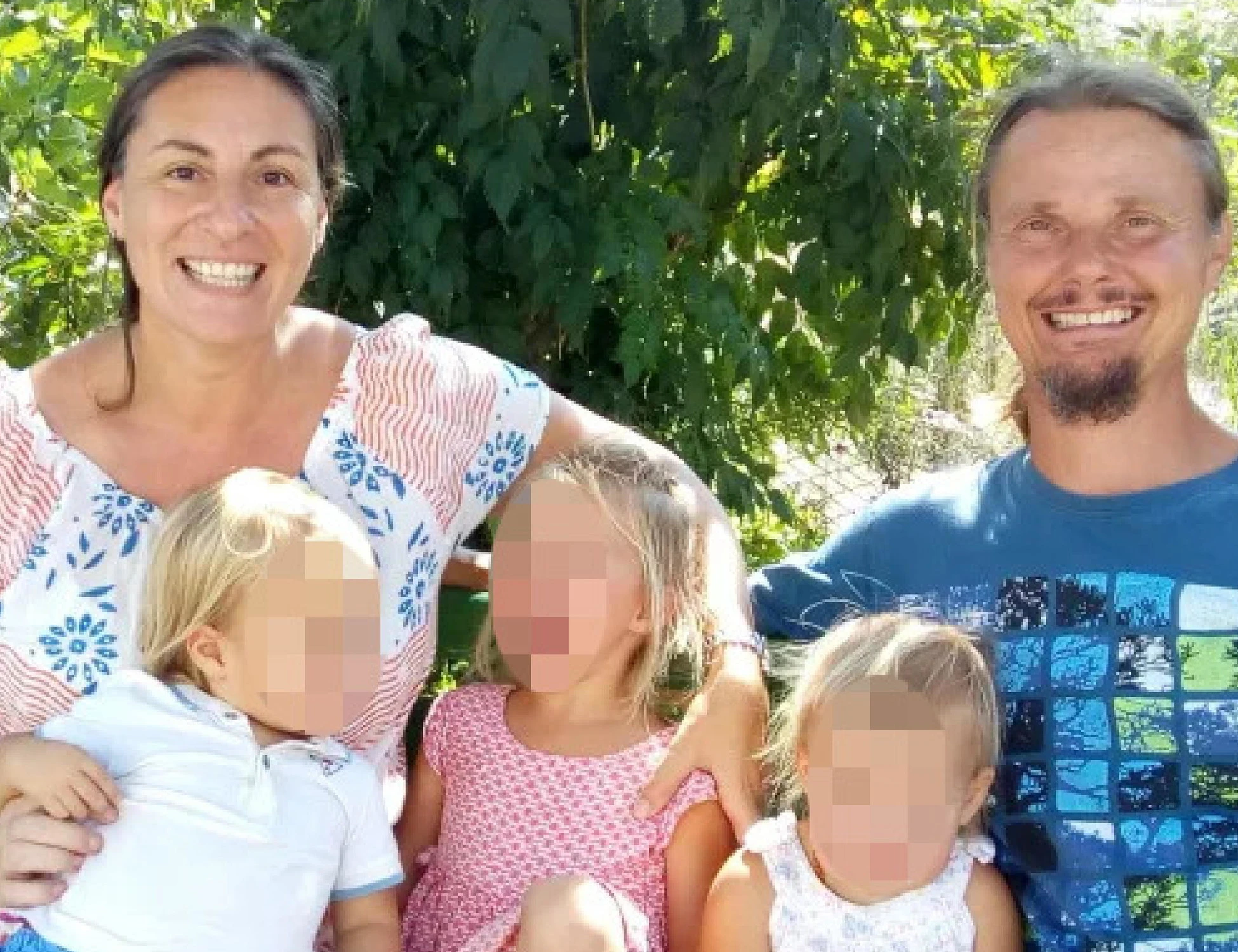 Famiglia nel bosco, "ostile e non imparziale": clamoroso, denunciata l'assistente sociale