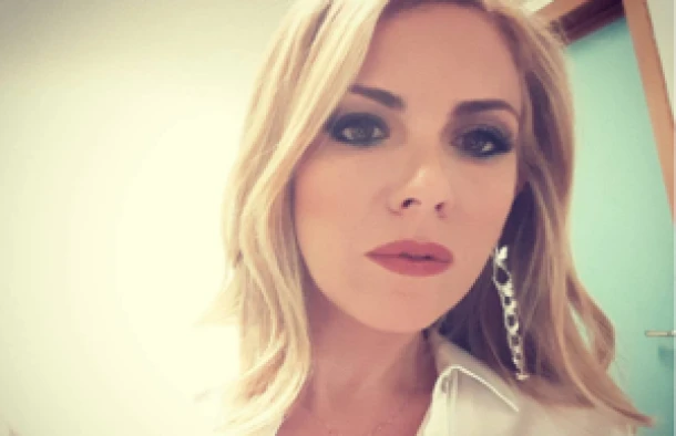 La vita in diretta, doppia beffa per Francesca Fialdini? "Chi la frega a Unomattina", caos in Rai