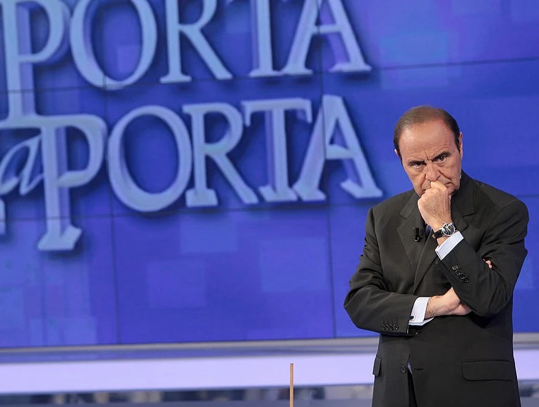 Bruno Vespa replica ad Asia Argento: "Invitata più volte, ha preferito andare dalla Berlinguer"