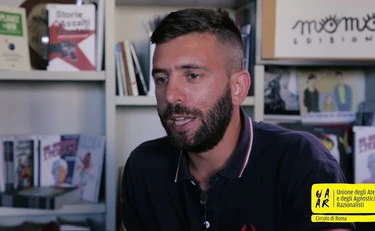 Ilaria Salis, Mattia Tombolini e i libri sul sesso tra i bimbi