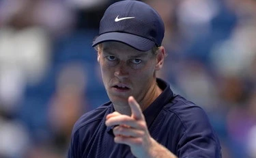 Jannik Sinner parte già forte: si mette in tasca due milioni