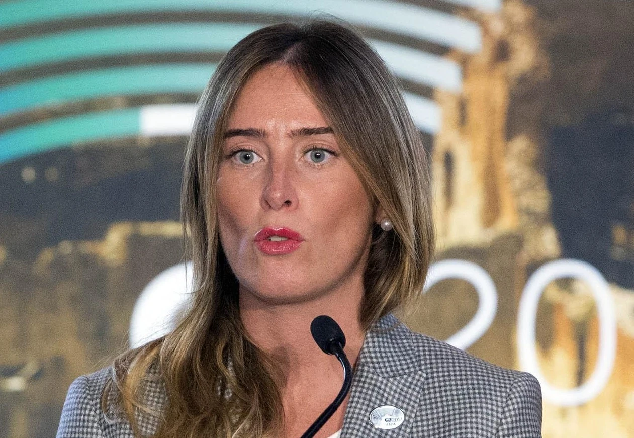 Maria Elena Boschi, Dagospia: vuole diventare ministro degli Esteri. E per questa ragione...