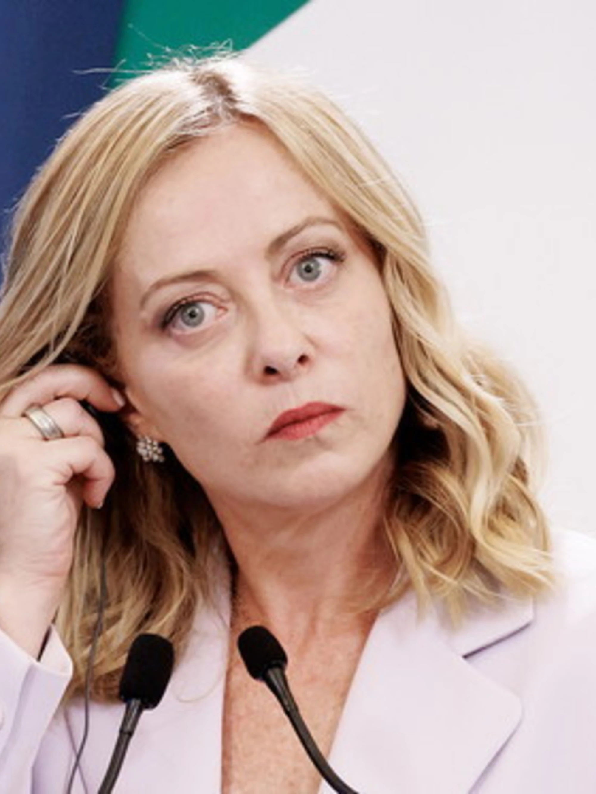 Meloni: "Ci accusa d'odio chi fa festa per un omicidio", siete d'accordo