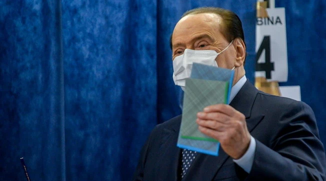 Silvio Berlusconi, la doccia gelata ai colonnelli dissidenti? Alessandro Sallusti: il ruolo del fattore umano