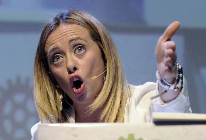 Giorgia Meloni: "Legittima difesa, se lo Stato non provvede il rapinato deve farlo da sé"