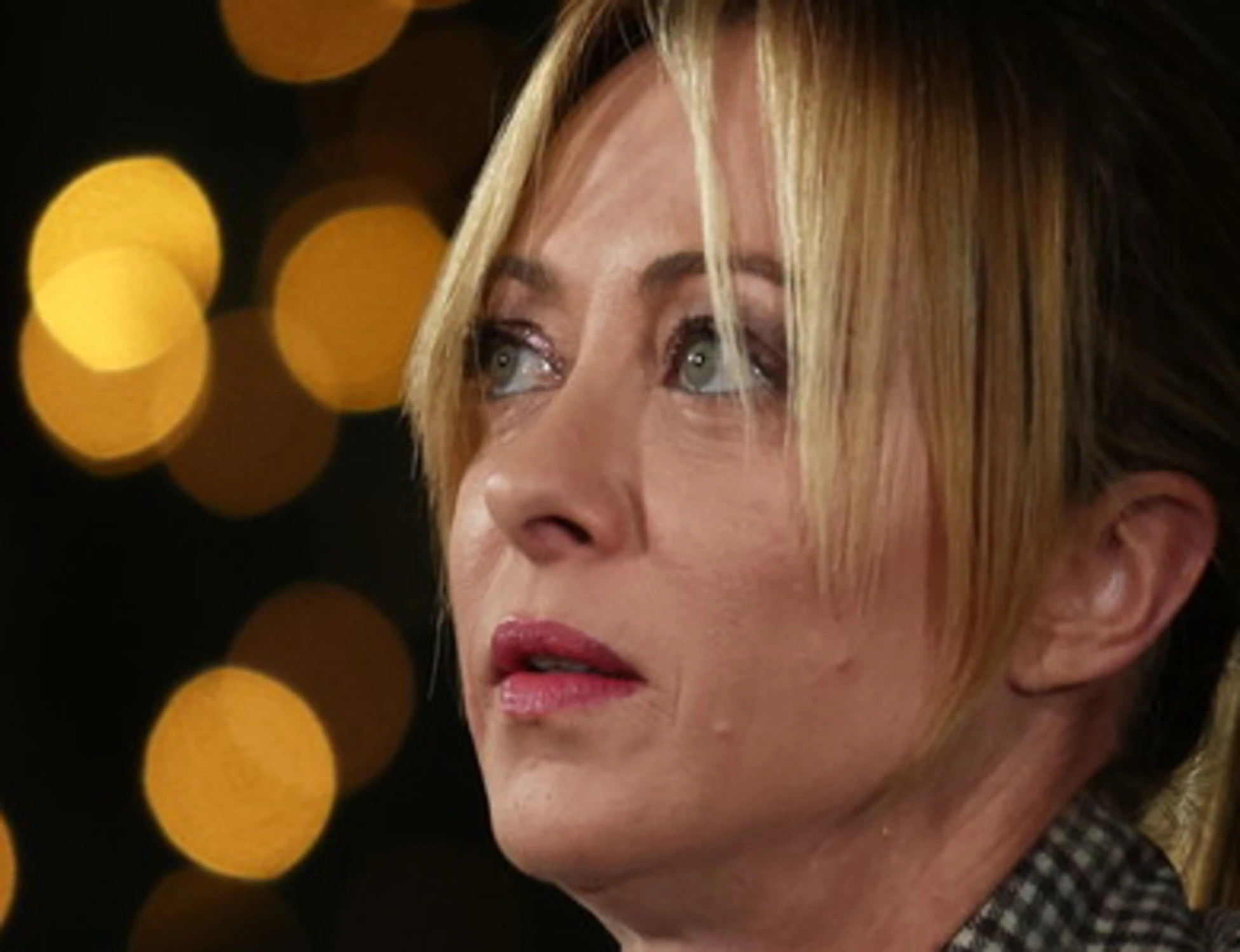 Meloni sente Machado: "Cosa succede con l'uscita di scena di Maduro"