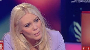 Storie Italiane, Eleonora Daniele si commuove in diretta: "Devi pensare solo ai tuoi figli"