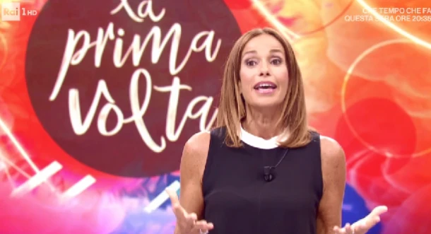 La prima volta, il glaciale saluto di Cristina Parodi al pubblico di Rai 1: un sospetto molto fondato