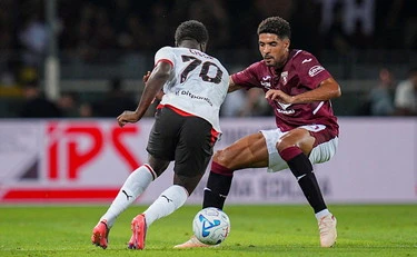 Serie A, prima vittoria per il Milan di Amorim: i granata ko