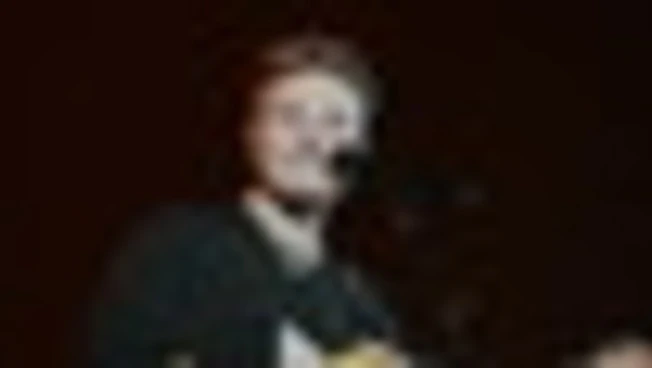 L'omaggio di Alfa al Maestro Peppe Vessicchio al live di Livorno