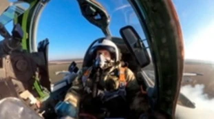Russia, "intercettare e distruggere": la missione di 10 jet 