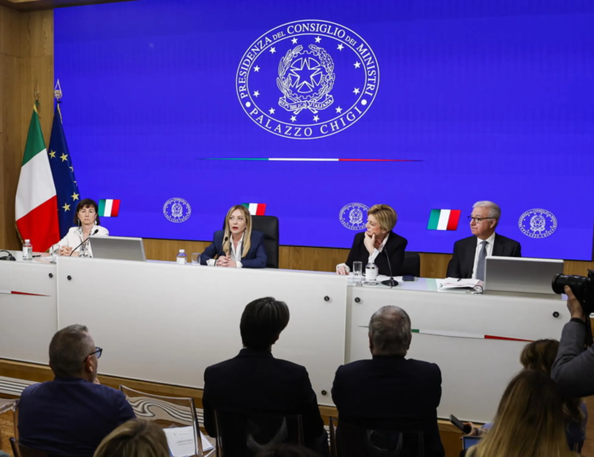 Leggi l'articolo: Decreto 1° maggio, lavoro e busta paga: che cosa cambia