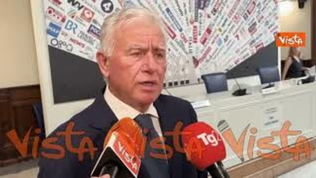Gasparotti: Giornalisti si lamentavano di me con Berlusconi, ero molto duro
