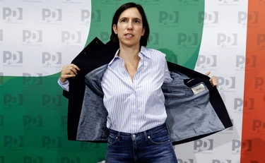 Elly Schlein, la bordata di Delrio: "Non basta attaccare Meloni"