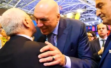Vincenzo De Luca a Crosetto: "Co sta banda di co...i state tranquilli"