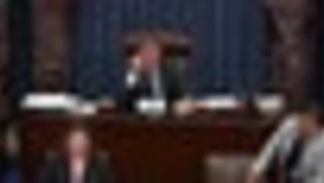 Usa, voto del Senato per limitare i poteri di guerra, Trump furioso