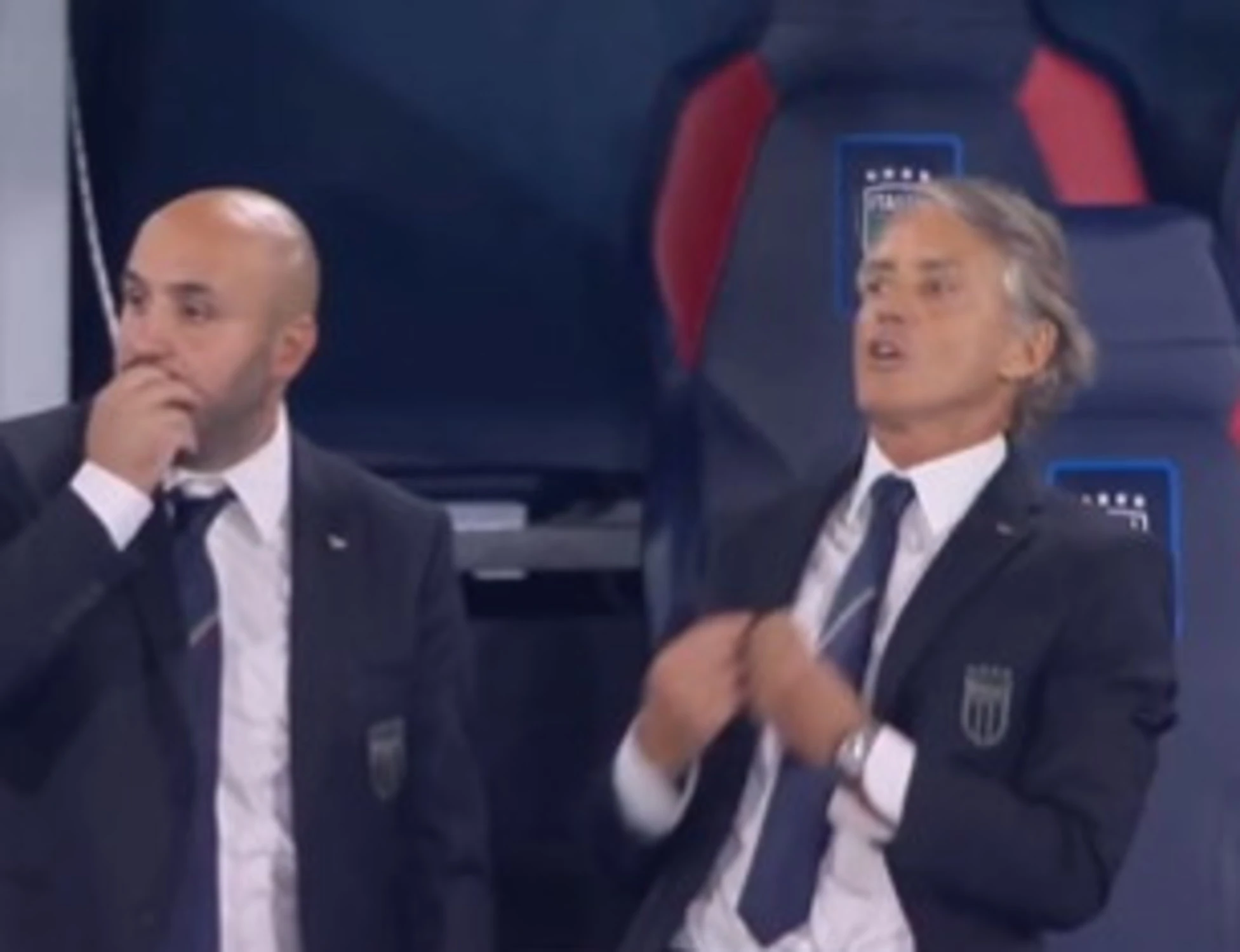 Mancini, occhio al labiale: sbrocca con Donnarumma, fuori controllo in panchina